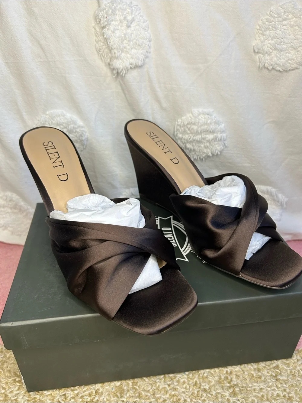 Anthropologie Silent D Katia Wedges Satin